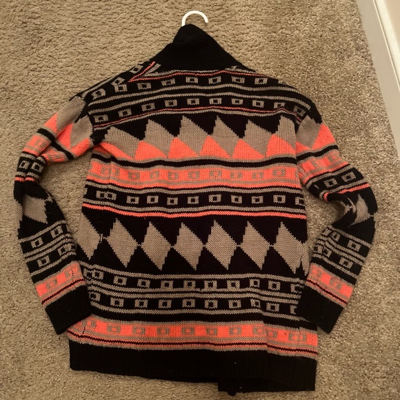 Xhiliration Argyle Sweater - Picture 2 of 4